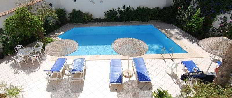 Akdeniz Apart Hotel Kusadası Extérieur photo