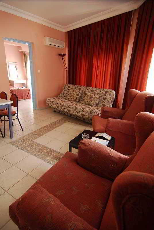 Akdeniz Apart Hotel Kusadası Extérieur photo