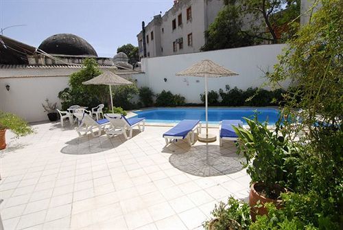 Akdeniz Apart Hotel Kusadası Extérieur photo